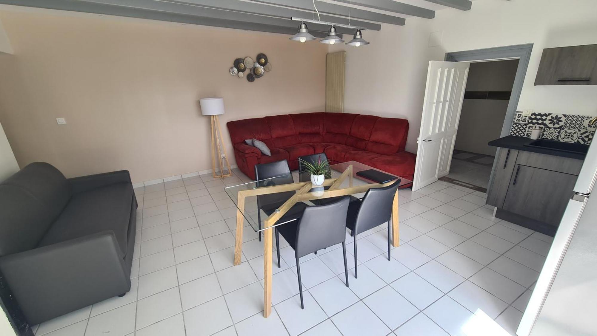 Gites De 2 A 11 Personnes Au Domaine D'Usson Echebrune Ngoại thất bức ảnh