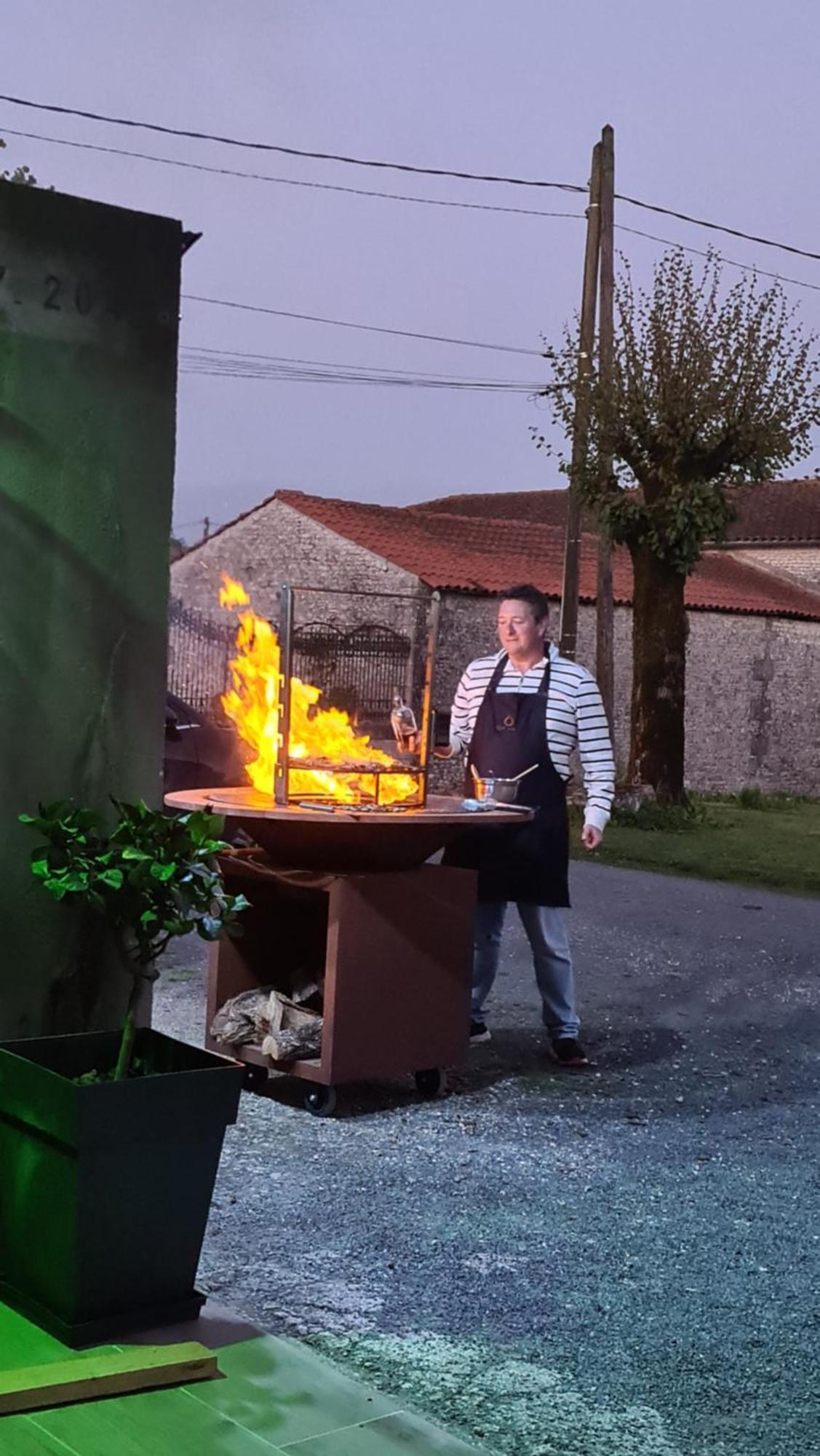 Gites De 2 A 11 Personnes Au Domaine D'Usson Echebrune Ngoại thất bức ảnh